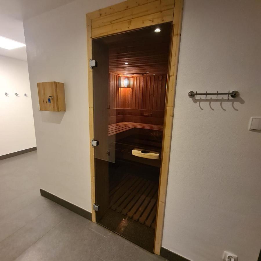 Apartament Czarna Gora Bormio 2 Sienna  Esterno foto